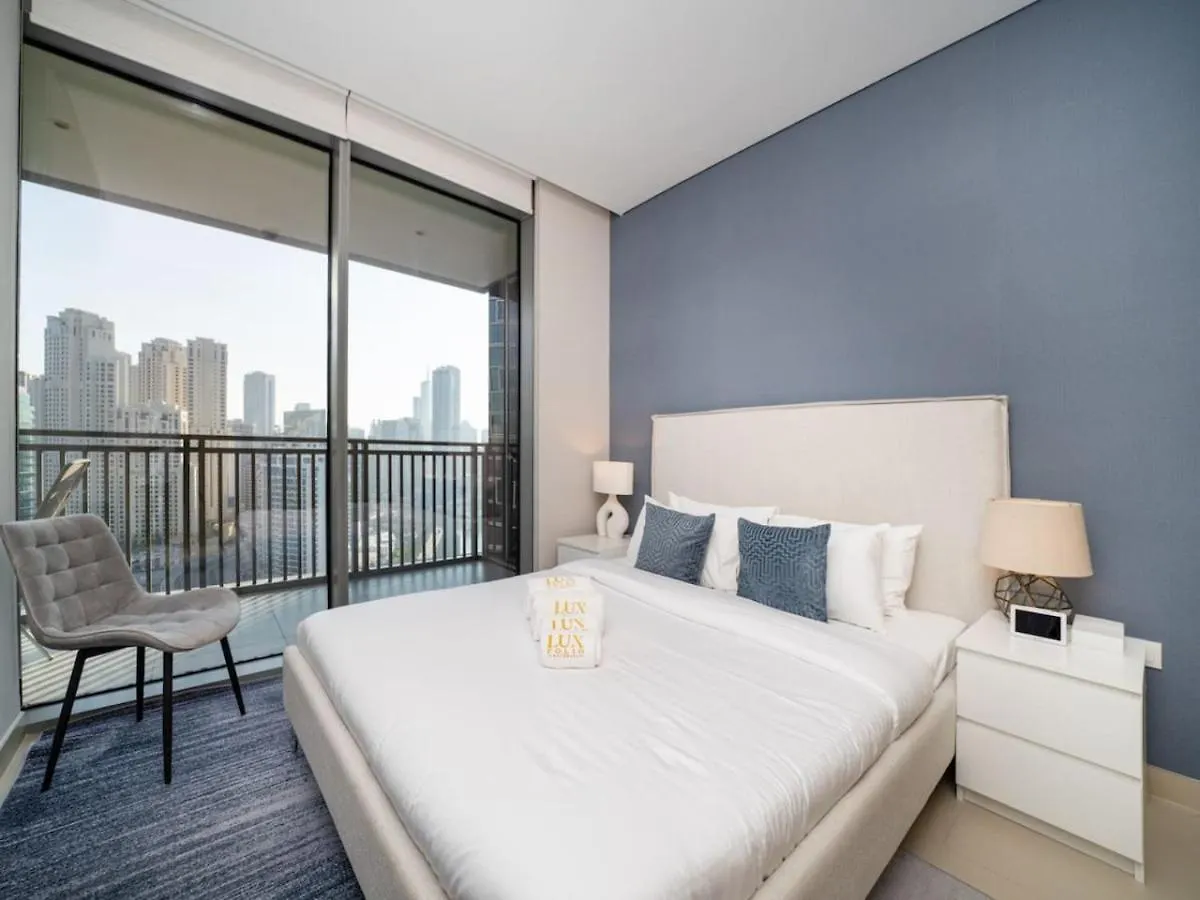 Stunning 2 Bed With Full Ain Dubai Views Apartment